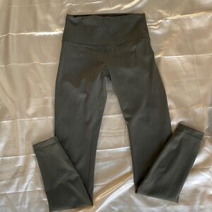 Lululemon Wunder Train 28”